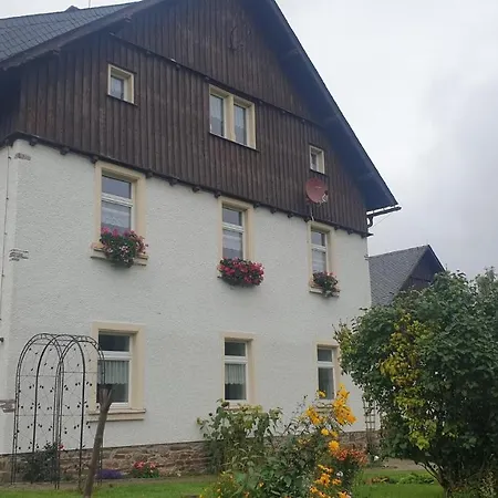 Am Kammweg 公寓 *